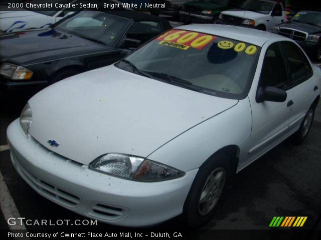2000 Chevrolet Cavalier Sedan in Bright White