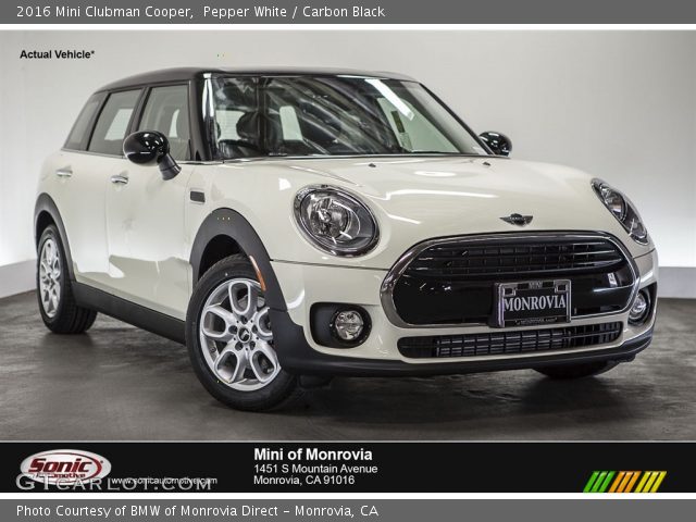 2016 Mini Clubman Cooper in Pepper White
