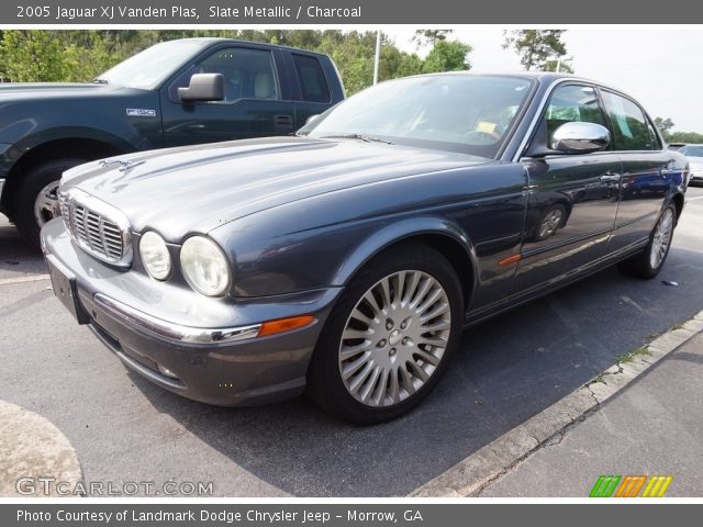 2005 Jaguar XJ Vanden Plas in Slate Metallic