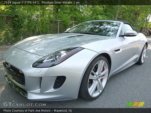 2014 Jaguar F-TYPE V8 S in Rhodium Silver Metallic