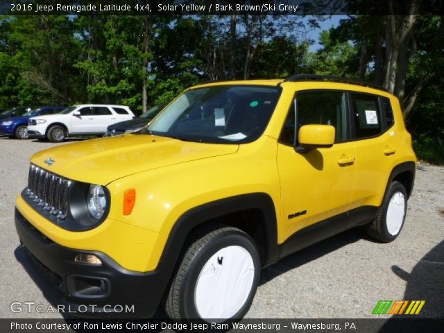 2016 Jeep Renegade Latitude 4x4 in Solar Yellow