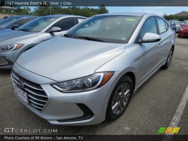 2017 Hyundai Elantra SE in Silver