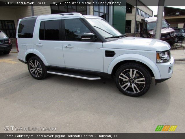 2016 Land Rover LR4 HSE LUX in Yulong White Metallic