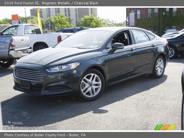 2016 Ford Fusion SE in Magnetic Metallic