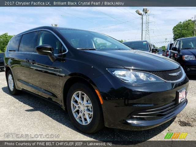2017 Chrysler Pacifica LX in Brilliant Black Crystal Pearl