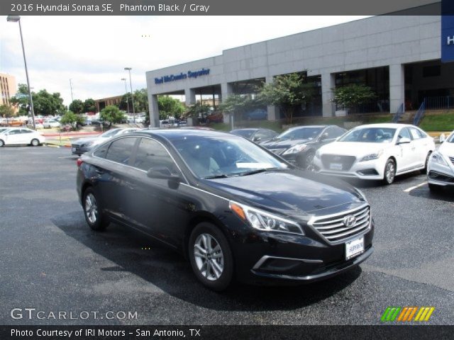 2016 Hyundai Sonata SE in Phantom Black