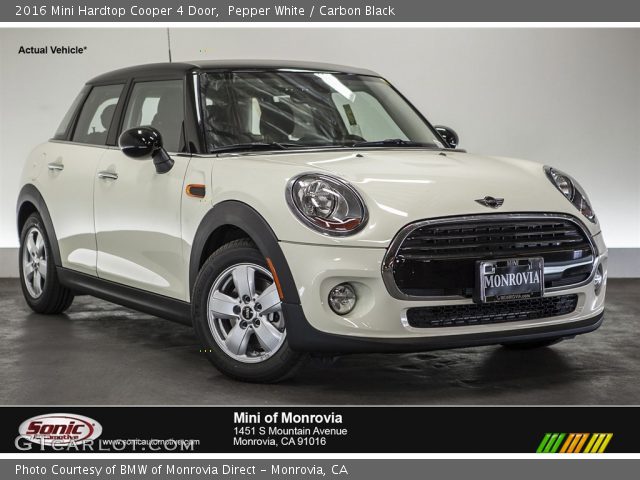 2016 Mini Hardtop Cooper 4 Door in Pepper White