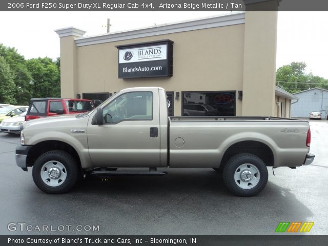 2006 Ford F250 Super Duty XL Regular Cab 4x4 in Arizona Beige Metallic