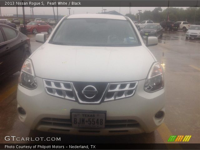 2013 Nissan Rogue S in Pearl White