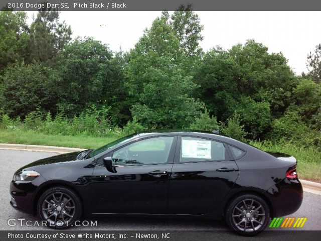 2016 Dodge Dart SE in Pitch Black