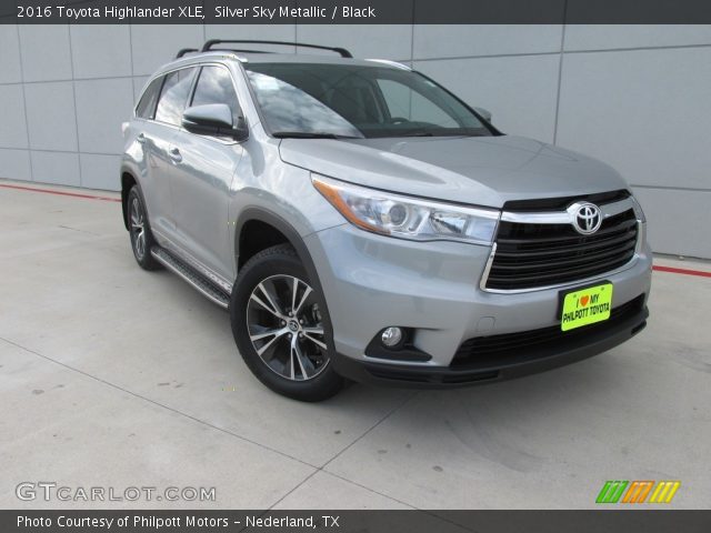 2016 Toyota Highlander XLE in Silver Sky Metallic