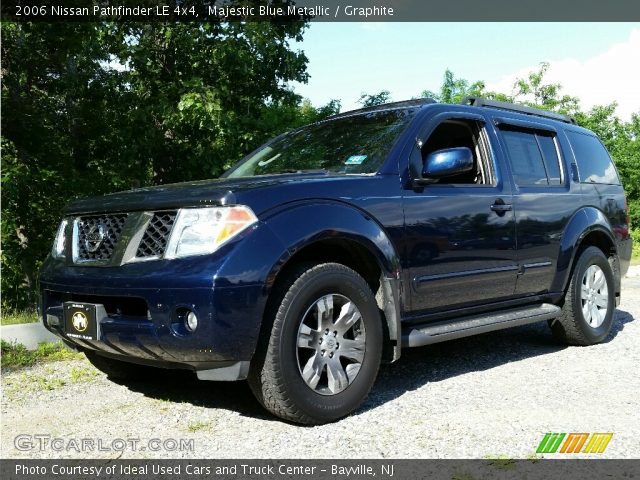 2006 Nissan Pathfinder LE 4x4 in Majestic Blue Metallic