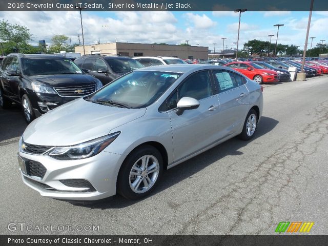 2016 Chevrolet Cruze LT Sedan in Silver Ice Metallic