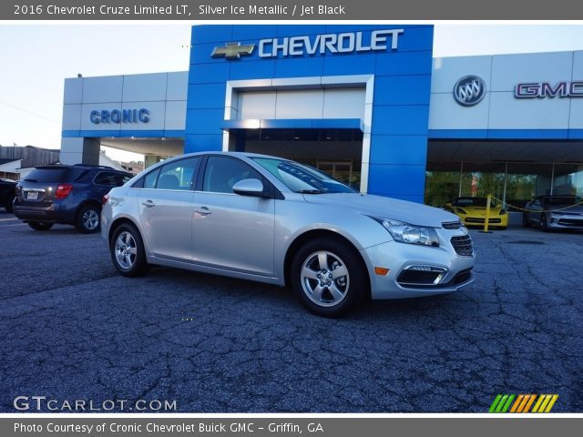 2016 Chevrolet Cruze Limited LT in Silver Ice Metallic