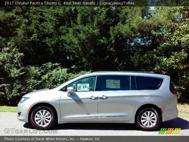 2017 Chrysler Pacifica Touring L in Billet Silver Metallic