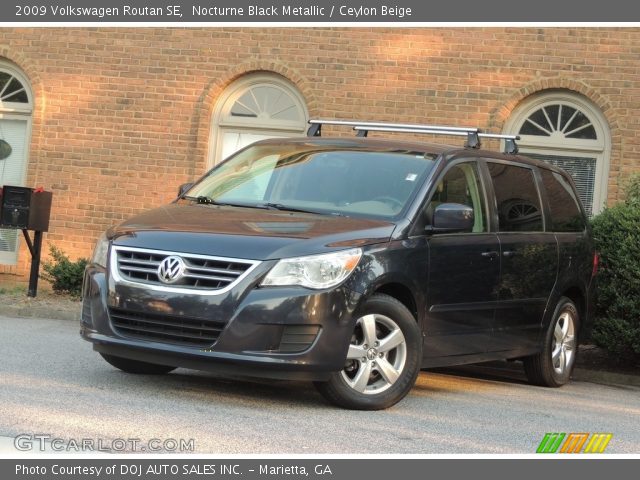 2009 Volkswagen Routan SE in Nocturne Black Metallic