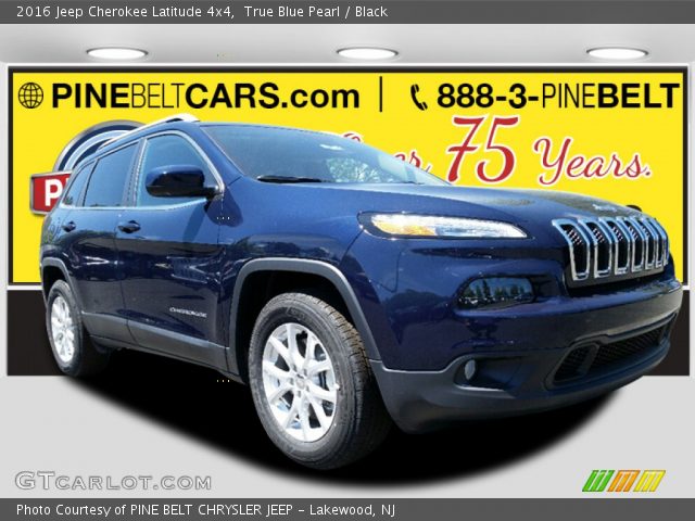 2016 Jeep Cherokee Latitude 4x4 in True Blue Pearl