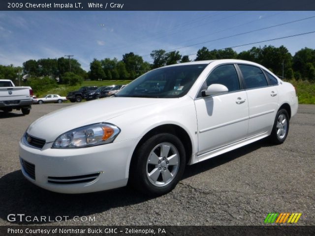 2009 Chevrolet Impala LT in White