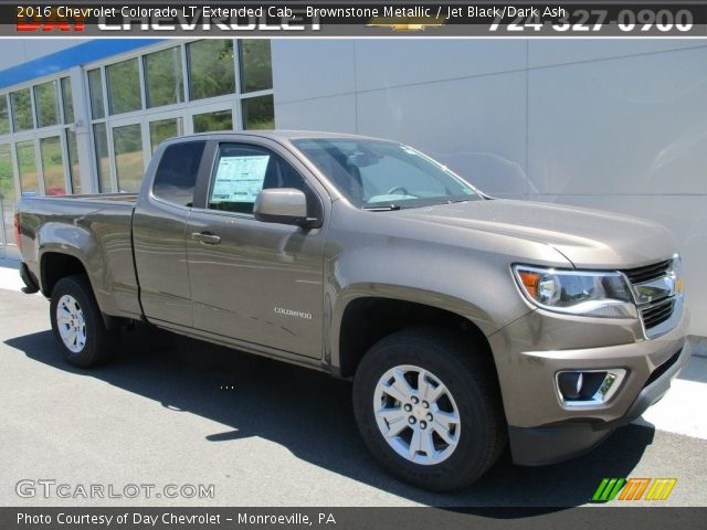 2016 Chevrolet Colorado LT Extended Cab in Brownstone Metallic