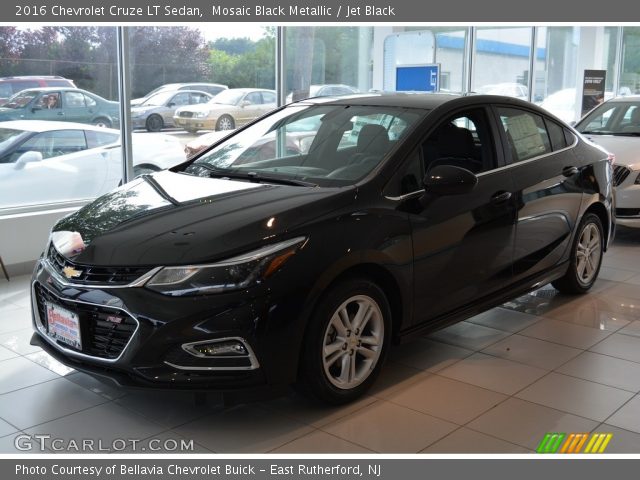 2016 Chevrolet Cruze LT Sedan in Mosaic Black Metallic