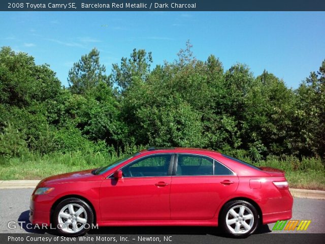 2008 Toyota Camry SE in Barcelona Red Metallic