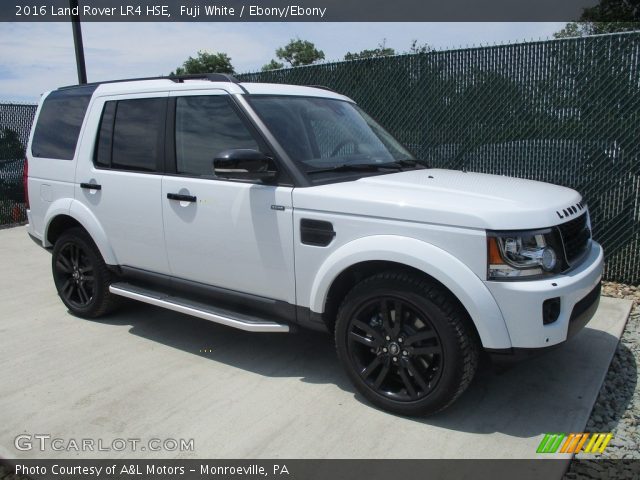 2016 Land Rover LR4 HSE in Fuji White