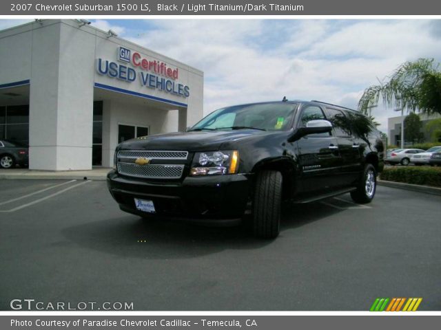 2007 Chevrolet Suburban 1500 LS in Black