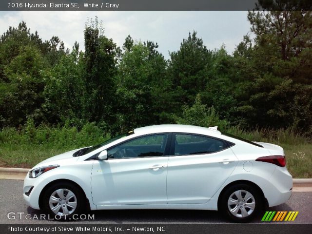 2016 Hyundai Elantra SE in White