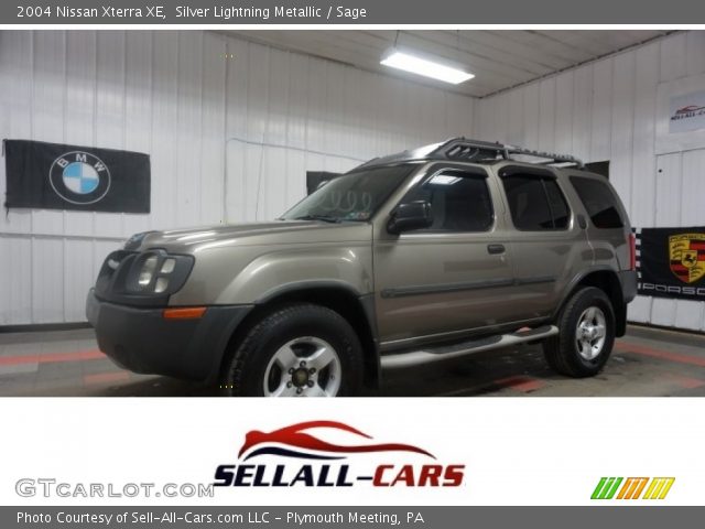 2004 Nissan Xterra XE in Silver Lightning Metallic