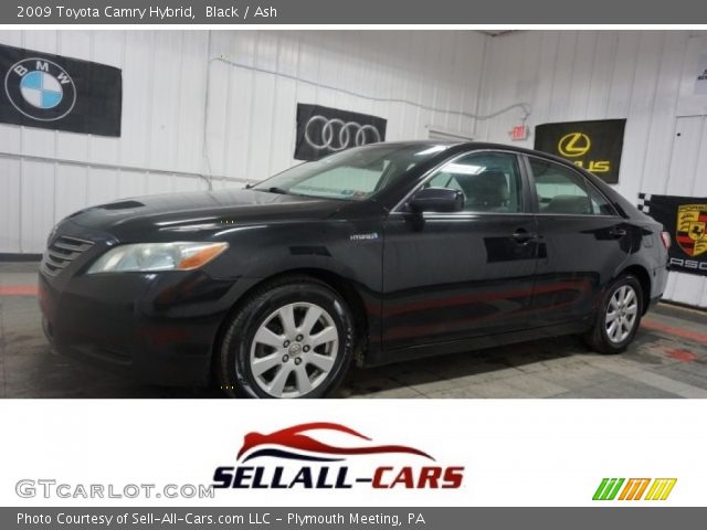 2009 Toyota Camry Hybrid in Black