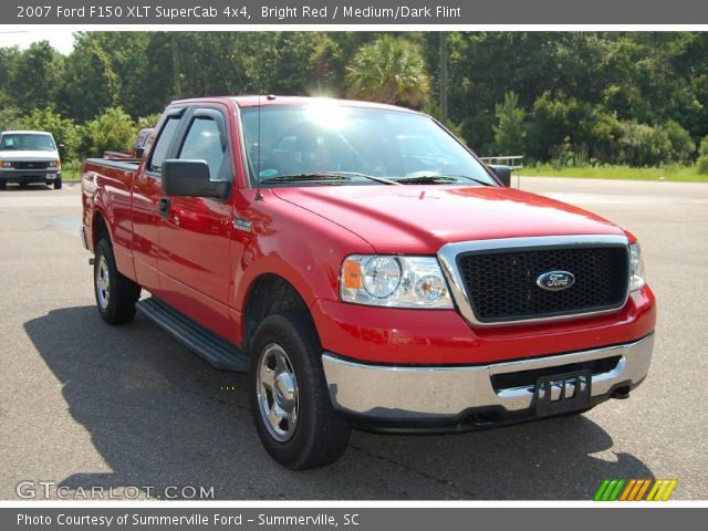 2007 Ford F150 XLT SuperCab 4x4 in Bright Red