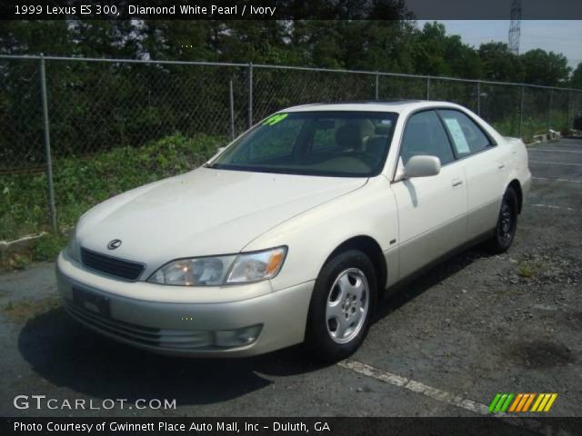 1999 Lexus ES 300 in Diamond White Pearl