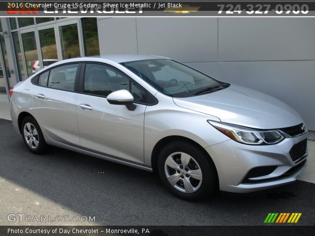 2016 Chevrolet Cruze LS Sedan in Silver Ice Metallic