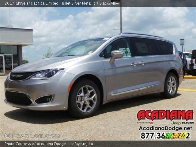 2017 Chrysler Pacifica Limited in Billet Silver Metallic
