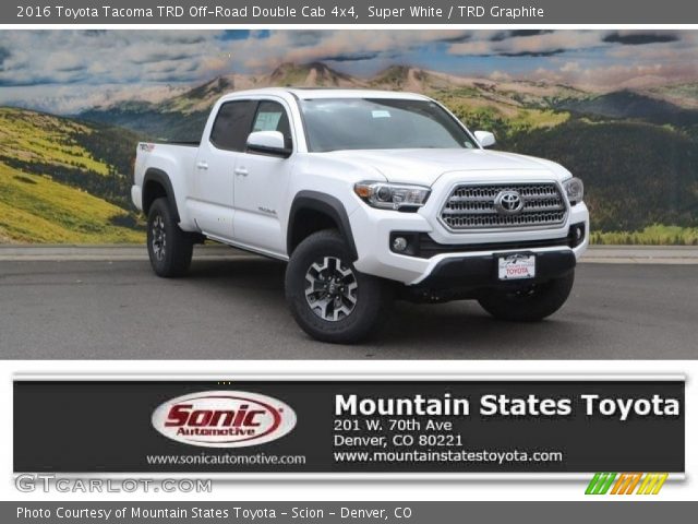2016 Toyota Tacoma TRD Off-Road Double Cab 4x4 in Super White