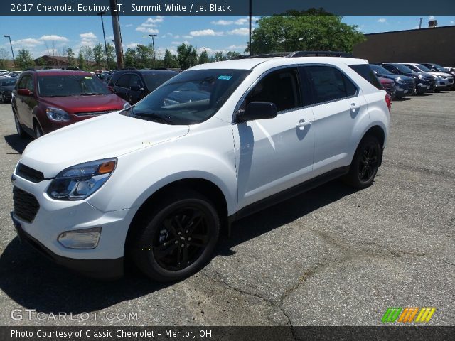 2017 Chevrolet Equinox LT in Summit White