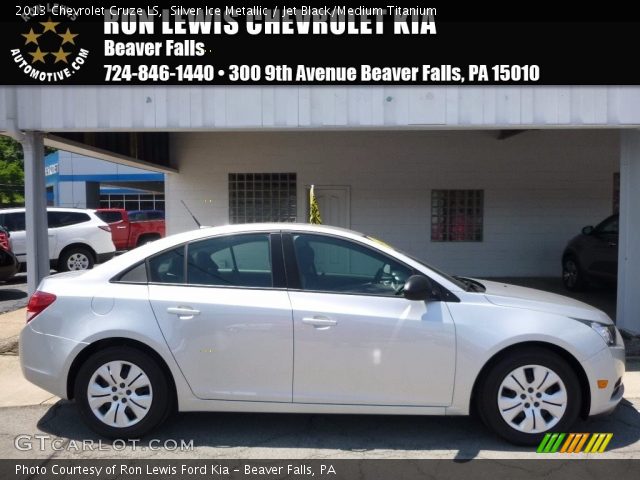 2013 Chevrolet Cruze LS in Silver Ice Metallic