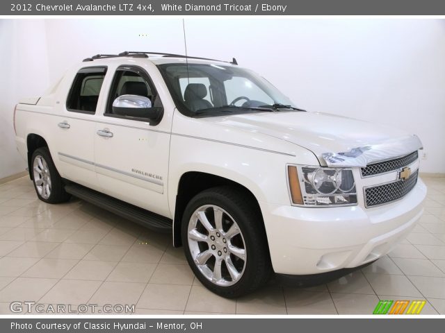 2012 Chevrolet Avalanche LTZ 4x4 in White Diamond Tricoat