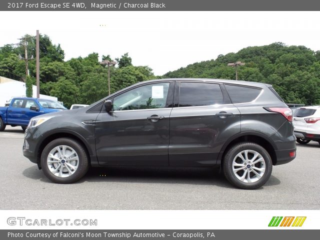 2017 Ford Escape SE 4WD in Magnetic