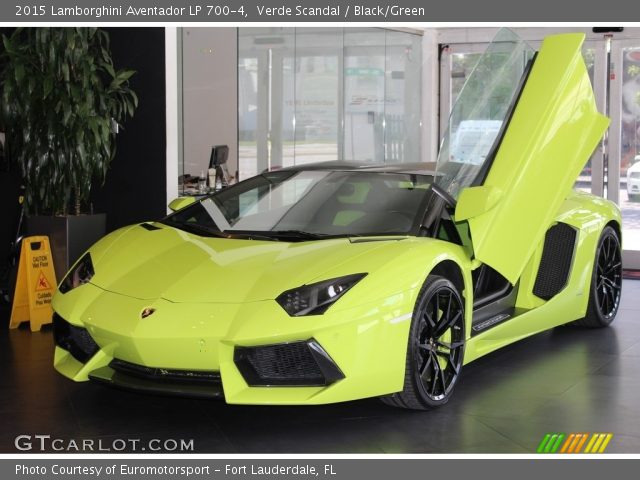 2015 Lamborghini Aventador LP 700-4 in Verde Scandal