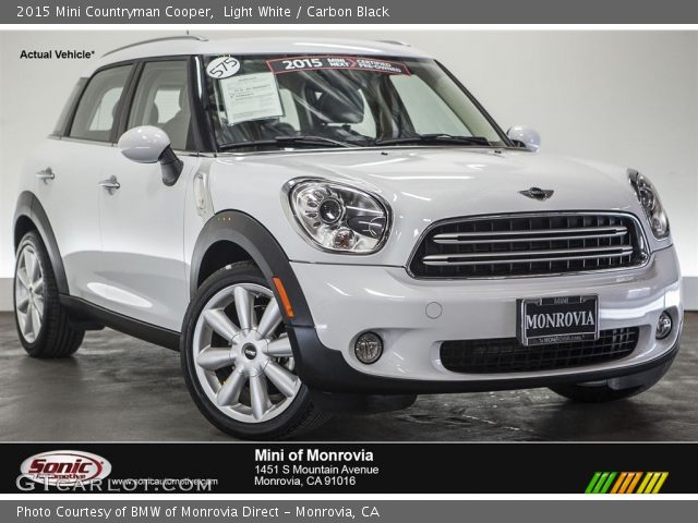 2015 Mini Countryman Cooper in Light White