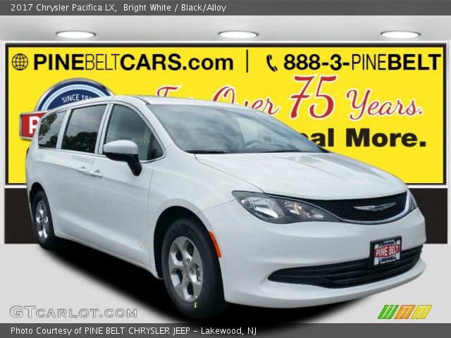 2017 Chrysler Pacifica LX in Bright White