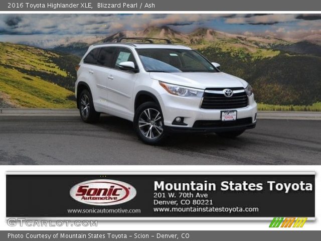 2016 Toyota Highlander XLE in Blizzard Pearl