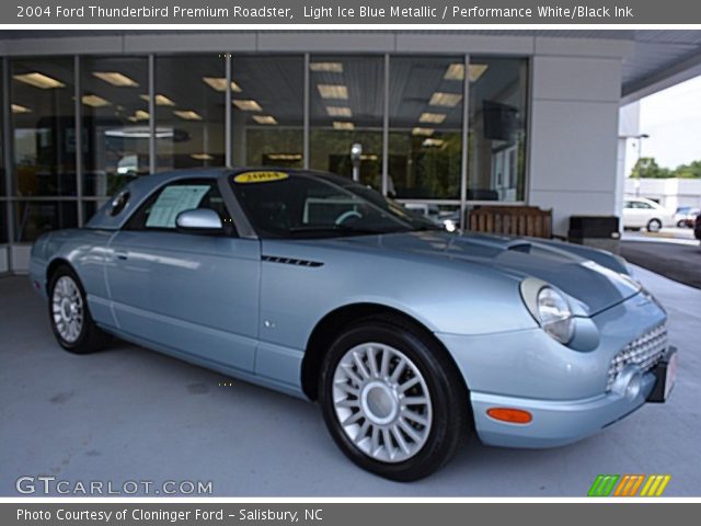 2004 Ford Thunderbird Premium Roadster in Light Ice Blue Metallic