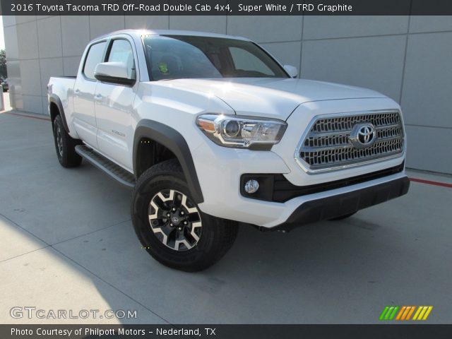 2016 Toyota Tacoma TRD Off-Road Double Cab 4x4 in Super White