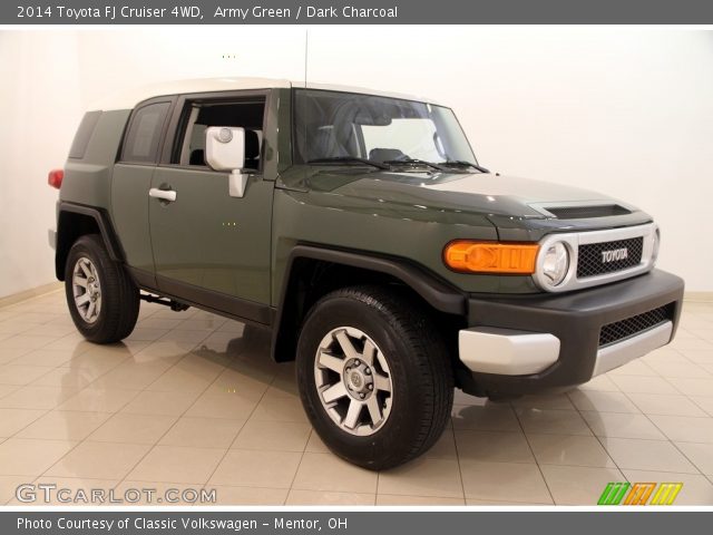 2014 Toyota FJ Cruiser 4WD in Army Green