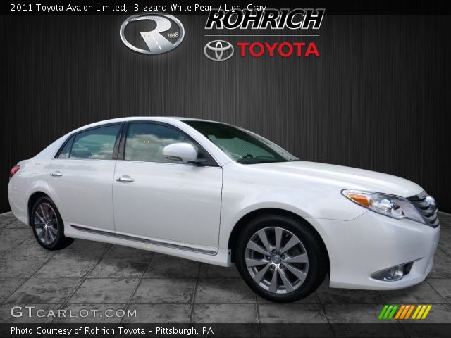 2011 Toyota Avalon Limited in Blizzard White Pearl