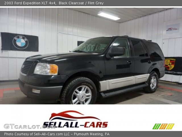 2003 Ford Expedition XLT 4x4 in Black Clearcoat