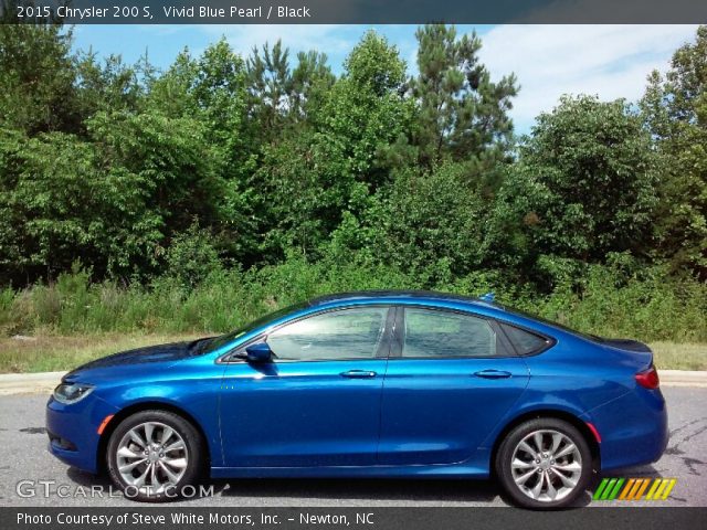 2015 Chrysler 200 S in Vivid Blue Pearl