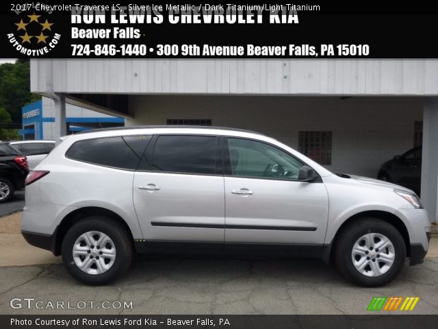 2017 Chevrolet Traverse LS in Silver Ice Metallic